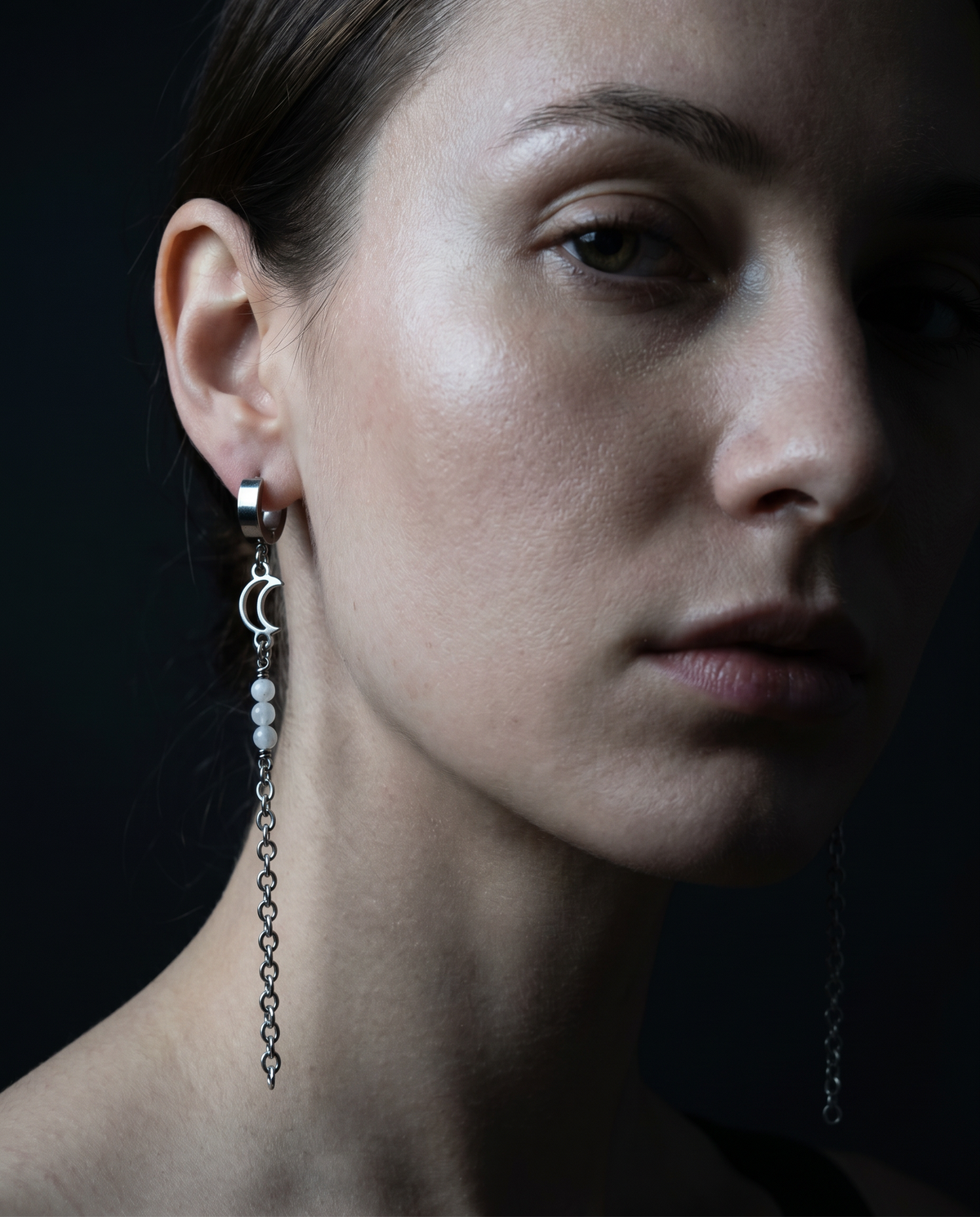 Selene Anew Moonstone Chain Earrings 10cm