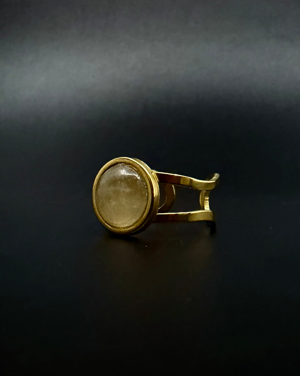 Nebulae Core Adjustable Ring - Gold / Quartz Crystal 10 mm