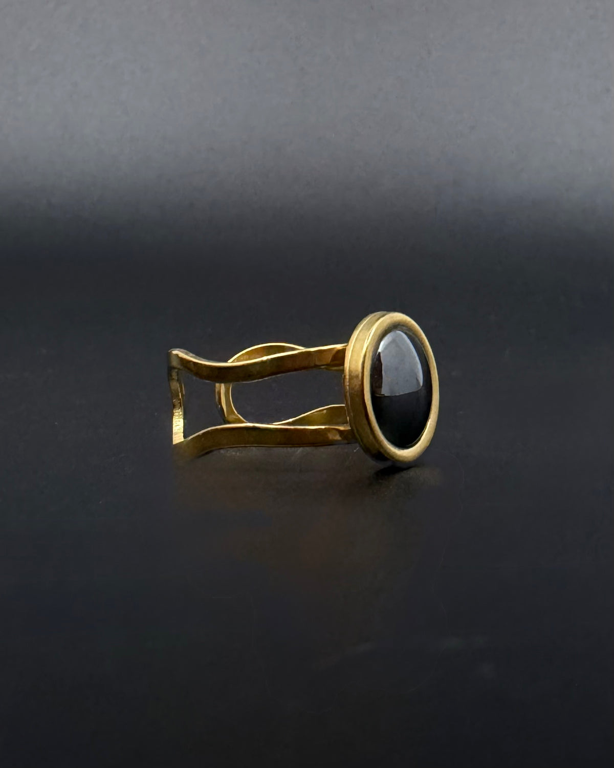 Cassini Halo Adjustable Ring - Gold / Hematite 10mm