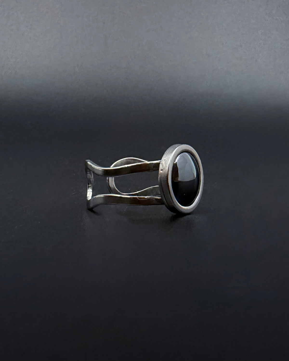 Cassini Halo Adjustable Ring - Silver / Hematite 10mm